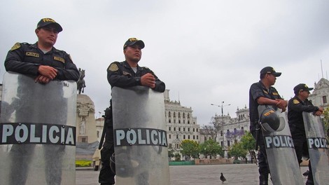 Zmešnjava v Peruju, v državi obtičalo na tisoče turistov