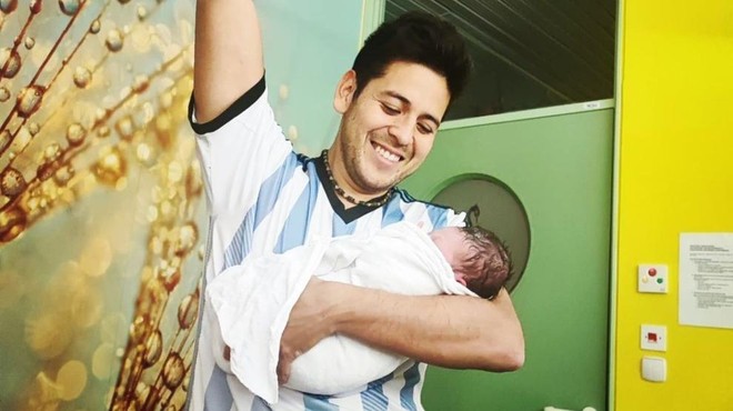 Nepozabni dnevi Isaaca Palme: najprej v porodnišnici slavil prihod sina, nato z rojaki še naslov svetovnega prvaka (foto: Instagram/Isaac Palma)