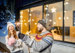 20 vraž, ki jih morate opraviti na silvestrovo, da bi vam v novem letu prinašale srečo (poskusiti ni greh)