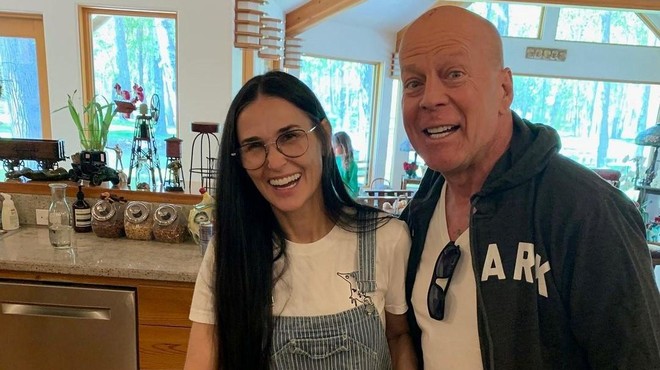 Bruce Willis in Demi Moore bosta prvič v novi družinski vlogi (foto: Instagram/Demi Moore)