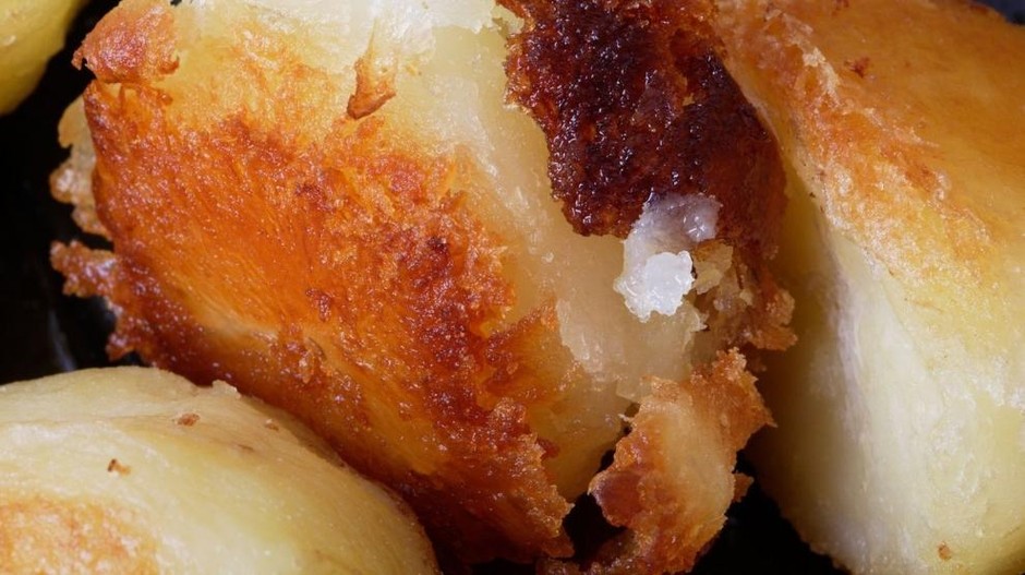 Logična izbira, kajne? Pečen krompir je najbolj priljubljena božična jed v številnih državah po vsem svetu. V Veliki Britaniji so …