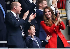 William in Kate sta sledilce razveselila s sinovo božično voščilnico