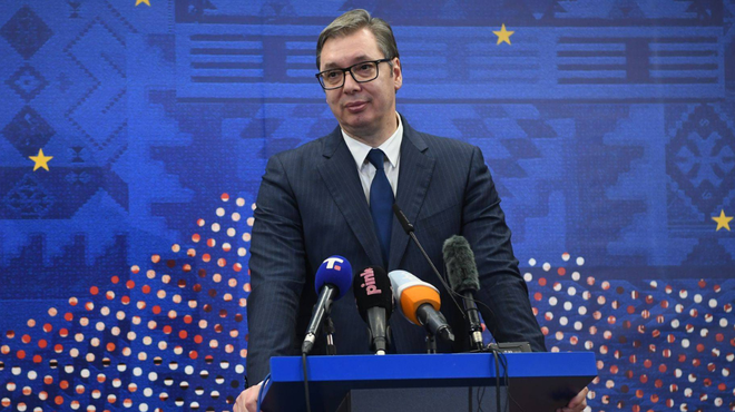 Srbski predsednik Vučić odredil najvišjo stopnjo bojne pripravljenosti vojske (foto: Profimedia)