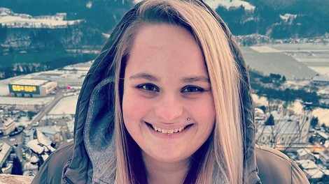 Karin (Kmetija) ima dovolj, sklenila je, da javnosti razkrije svoj pravi obraz
