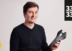 To je Slovenec, ki je izdelal kolesarske čevlje za Tadeja Pogačarja