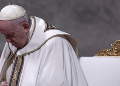 Papež Benedikt XVI. sporočil žalostno novico