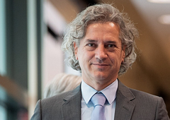 Robert Golob še v iskanju notranjega ministra, kdaj bo padla končna odločitev?