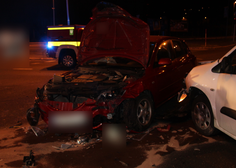 V prometni nesreči na območju Kranja več poškodovanih: povzročitelj pod vplivom alkohola
