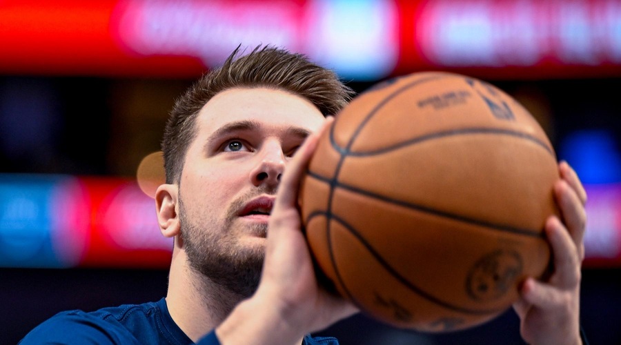 Luka Dončič niza uspeh za uspehom: slovenski košarkar ponovno blestel (foto: Profimedia)