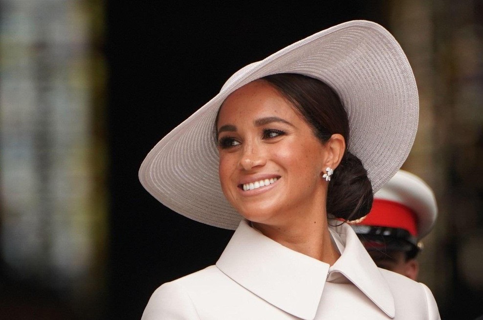 Nov napad na britanski dvor: knjigo naj bi pisala tudi Meghan Markle (foto: Profimedia)