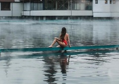 Manj kot dve uri iz Maribora: toplo jezero, v katerem je pozimi še posebej zabavno plavati (FOTO)