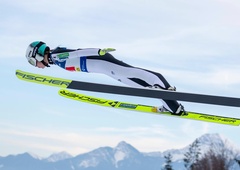 Osupnila nas je: slovenska smučarska skakalka do drugega mesta