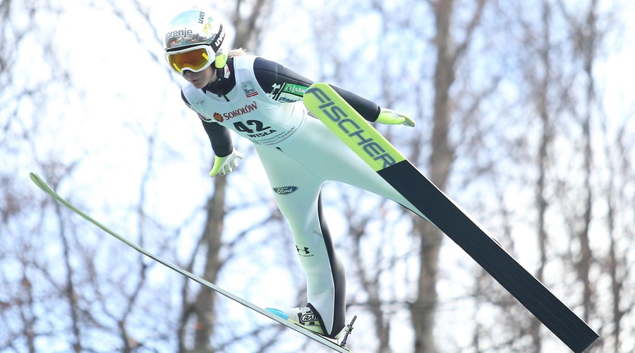 Nezadovoljstvo v slovenskem ženskem taboru: glavni trener bi žiriji podelil rdeči karton (foto: Profimedia)