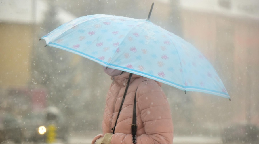 Nad naše kraje prihaja hladnejša fronta: snežilo bo (foto: Žiga Živulović j.r./Bobo)