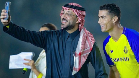 Cristiano Ronaldo je tovarna denarja: Portugalcu v Savdski Arabiji še dodatnih 200 milijonov evrov (preverite, zakaj)