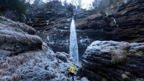 Zimski turisti se že veselijo velikega slovenskega naravnega spektakla:  "Izjemno, to morate videti!"