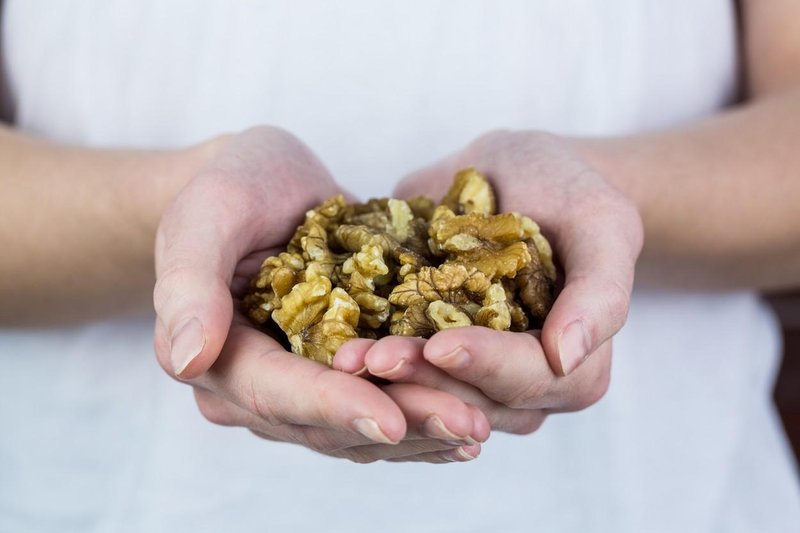 Čudežno živilo, ki ščiti srce in ožilje! Le 30-gramska porcija na dan pomaga dolgoročno ohranjati zdravje