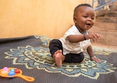 Mestni svetnik in kitarist znane glasbene skupine med osumljenimi, ki jim očitajo poskus trgovine z otroki