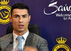 Cristiano Ronaldo se bo v Savdski Arabiji boril tudi z dvema slovenskima nogometašema (poglejte, komu se nasmiha odhod tja)