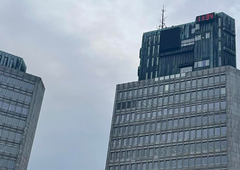 Znamenita ura na 'stolpnici Iskre': borba za vnovično delovanje in le zakaj prehiteva?