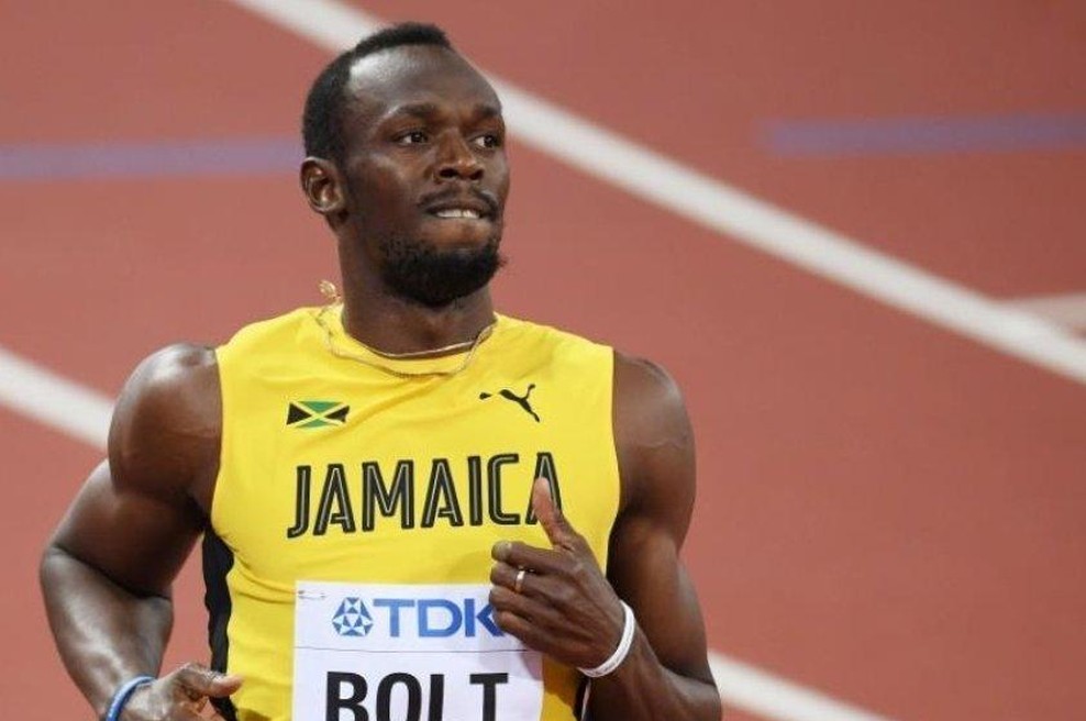 Usain Bolt je v težavah: z njegovega bančnega računa naj bi izginilo več milijonov evrov (foto: Twitter/kayraynor)