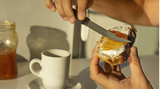 Kruh vam lahko pomaga izgubiti odvečne kilograme: le izogibajte se tem 5 napakam (foto: Profimedia)
