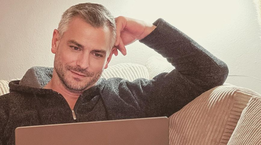Miha Hercog objavil tak zapis o svoji hčerki: ni pričakoval, da se bo moral zagovarjati. Oglasila se je tudi Saša Lendero (foto: Instagram/Mihael Hercog)