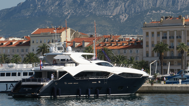 Na Hrvaškem izginila zaplenjena luksuzna jahta ruskega oligarha (foto: Ivo Cagalj/Pixsell/Bobo)