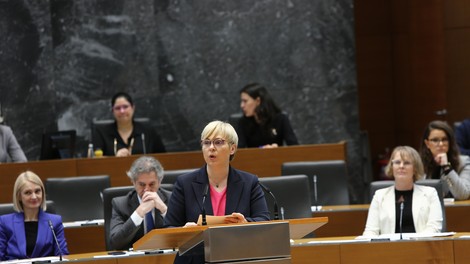 Nataša Pirc Musar: ʺKdor je imel kdaj živalskega prijatelja ve, kakšna posebna vez je toʺ
