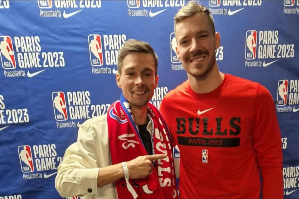 Goran Dragić z ekipo zmagal v Parizu, na tekmo prišel tudi Primož Roglič (foto: Instagram/primozroglic)
