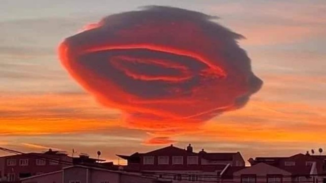 Ste že videli ta pojav na nebu? Reče se mu 'ples oblakov' (foto: Facebook/Neurje.si)