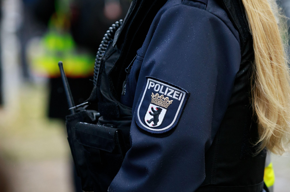 Na srednji šoli v Nemčiji dijak z nožem zabodel učiteljico (foto: Profimedia)