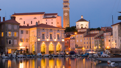 Slovenijo je lani obiskalo skoraj 10 milijonov tujih turistov