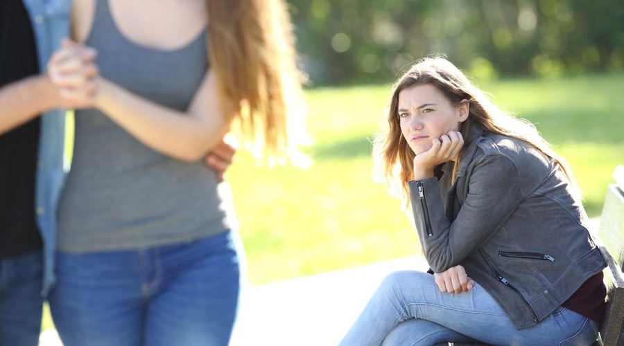 Če mislite, da drugi živijo boljše od vas, je čas, da se soočite z resnico (foto: profimedia)