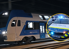 Nesreča ne počiva: vlak blizu Postojne povozil osebo