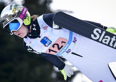 Uspešen dan za naše skakalce: Ema Klinec druga na tekmi svetovnega pokala