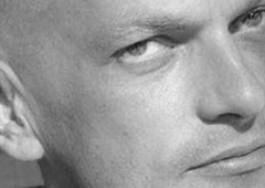 Avstrijec se je s šestimi otroki več mesecev skrival v zapuščeni kleti, policiste je napadel s solzivcem