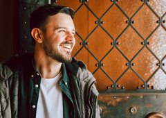 Žan Hauptman o tem, kako piše pesmi in doživlja glasbo