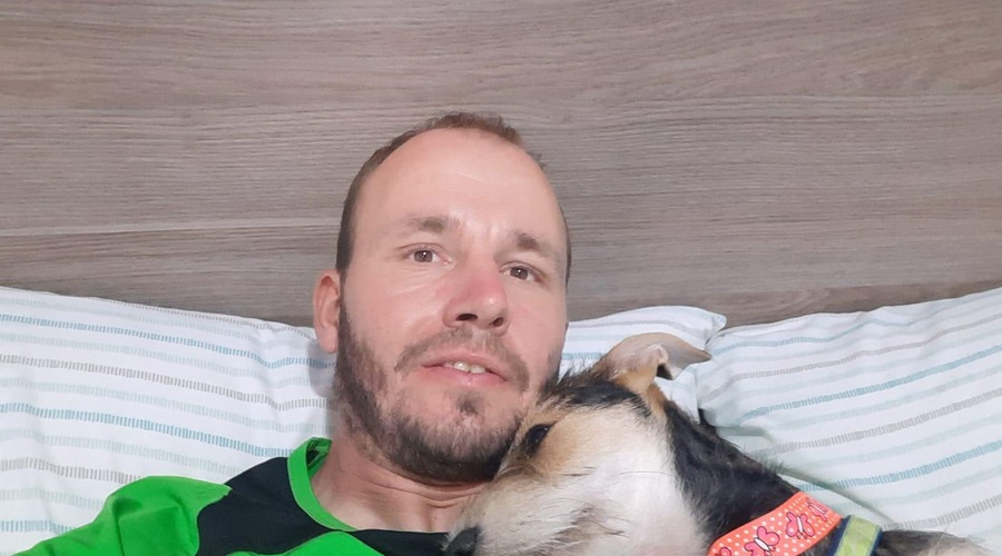 Oliver Tič: ʺLetošnji božič sem preživel v Konjicah, ampak sem bil bolj osamljen, kot lani v grmovjuʺ (foto: arhiv Oliverja Tiča)