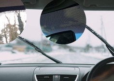 Ste vedeli, da imajo črne pike na sprednjem avtomobilskem steklu pomembno funkcijo?