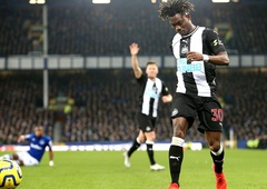 Sinoči je zabil gol, zdaj nekdanjega igralca Porta in Newcastla iščejo pod ruševinami