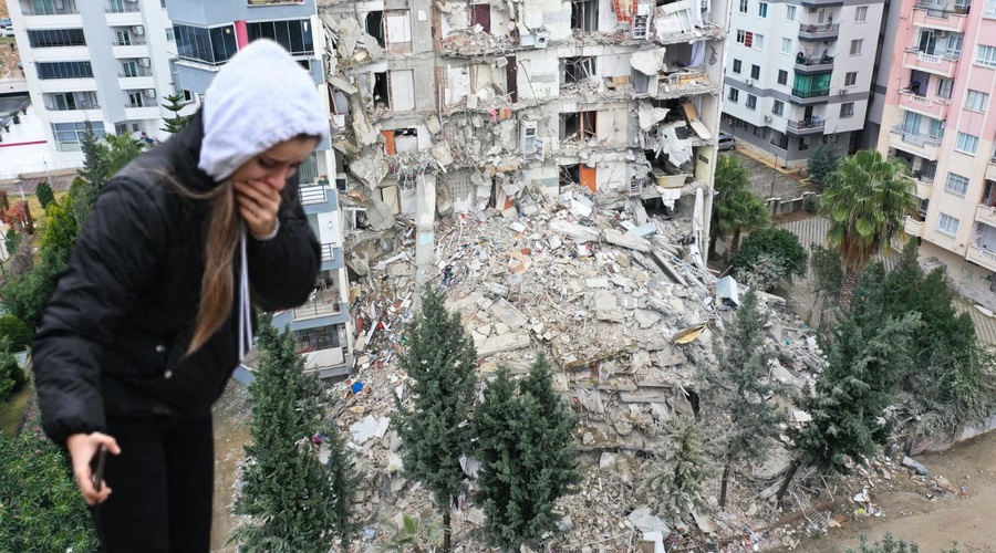 Potres v Turčiji: Erdogan razglasil trimesečne izredne razmere na potresnem območju (foto: Profimedia/fotomontaža)