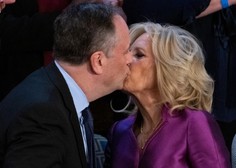 Saj ni res, pa je: Jill Biden in mož Kamale Harris sta se poljubila na usta (VIDEO)