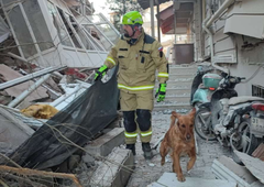 (FOTO in VIDEO) Slovenci, ki v Turčiji iščejo ujete pod ruševinami: "Veliko huje je, kot smo mislili ob prvih posnetkih"