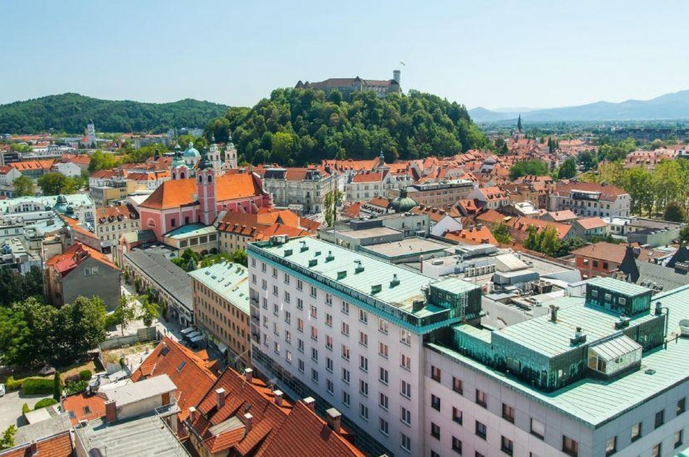 V pričakovanju zastojev: v Ljubljani popolna zapora začetnega odseka ene bolj prometnih cest v prestolnici (foto: Profimedia)