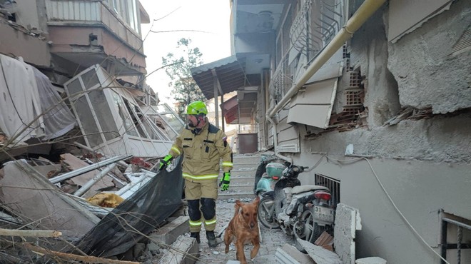 Slovenska reševalna ekipa se vrača iz Turčije, delo je bilo zelo zahtevno (foto: Facebook/Uprava za zaščito in reševanje)
