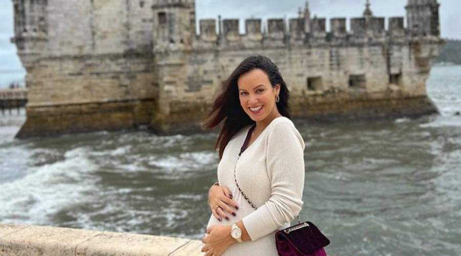 Lepa Afna postala mamica: "Najlepši dnevi mojega življenja" (FOTO) (foto: Instagram/Lepa Afna)