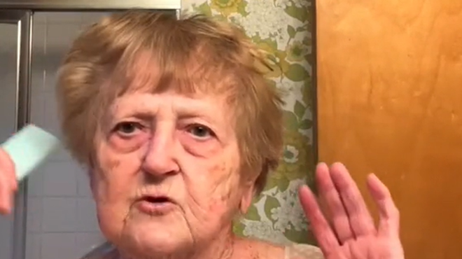 92-letna babica po 25 letih na zmenku: 'Bilo je grozno, ni bil kavalir" (foto: Tik Tok/Grandma Droniak/posnetek zaslona)