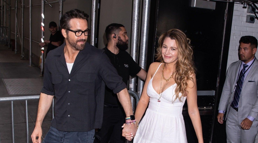 Blake Lively potrdila, z Ryanom Reynoldsom sta se razveselila četrtega otroka (foto: Profimedia)