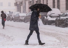 Sneg tik pred vrati: kje ga bo zapadlo največ?
